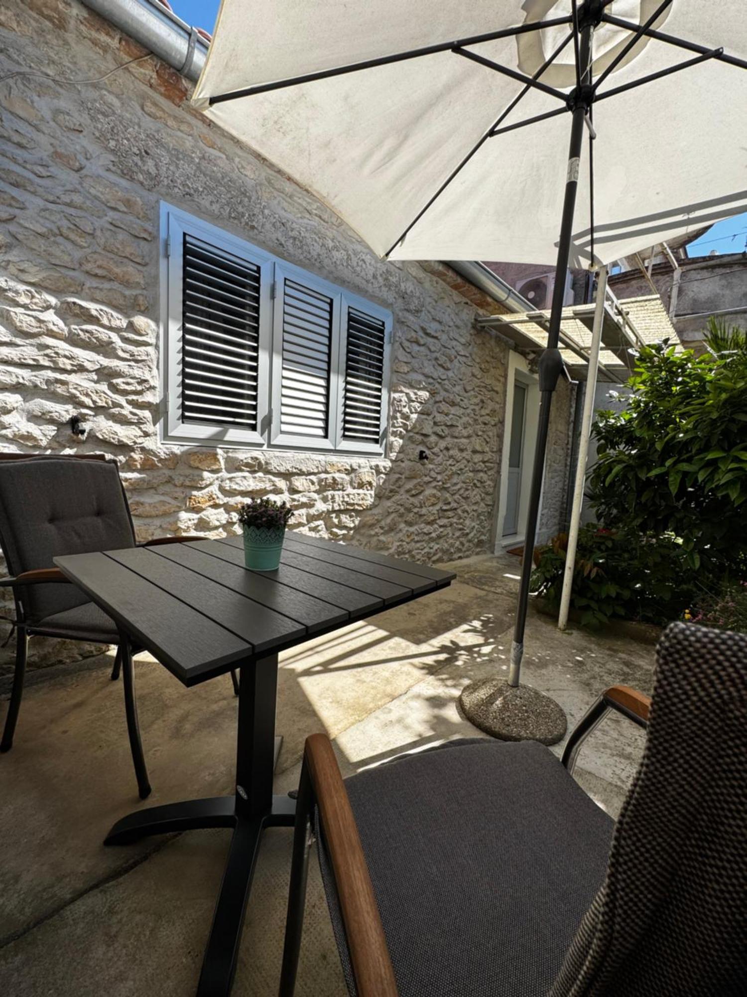 Eleonora Apartments Zadar Extérieur photo